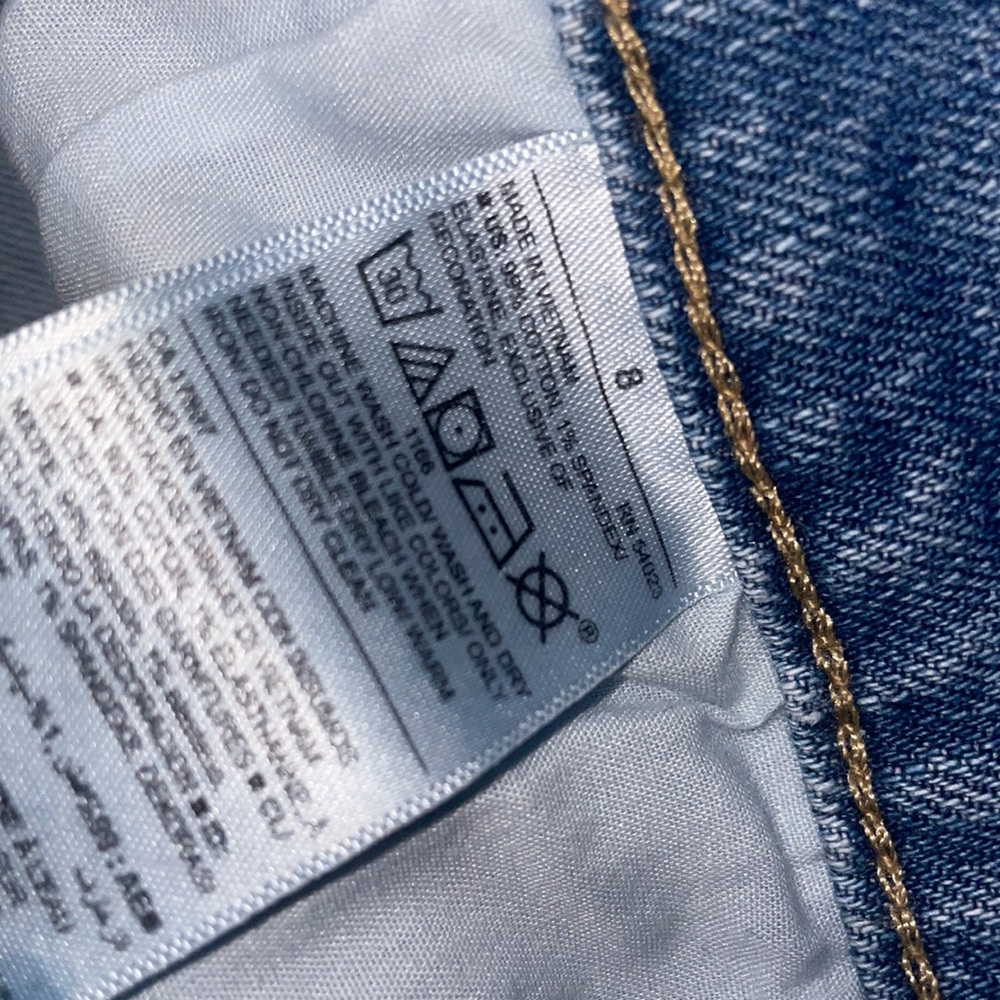 Old Navy boyfriend shorts - Picture 3 of 4